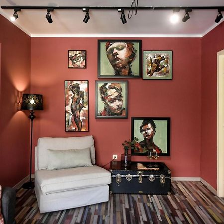 Captivating Old Town Apartment Букурещ Екстериор снимка
