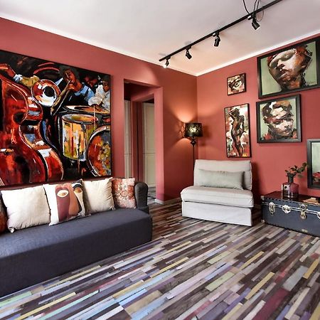 Captivating Old Town Apartment Букурещ Екстериор снимка