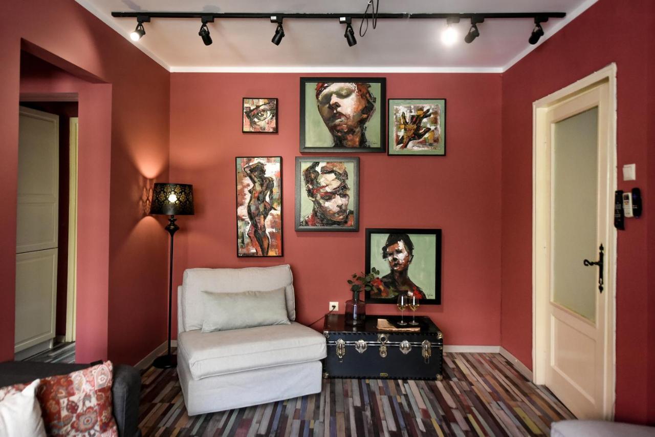 Captivating Old Town Apartment Букурещ Екстериор снимка