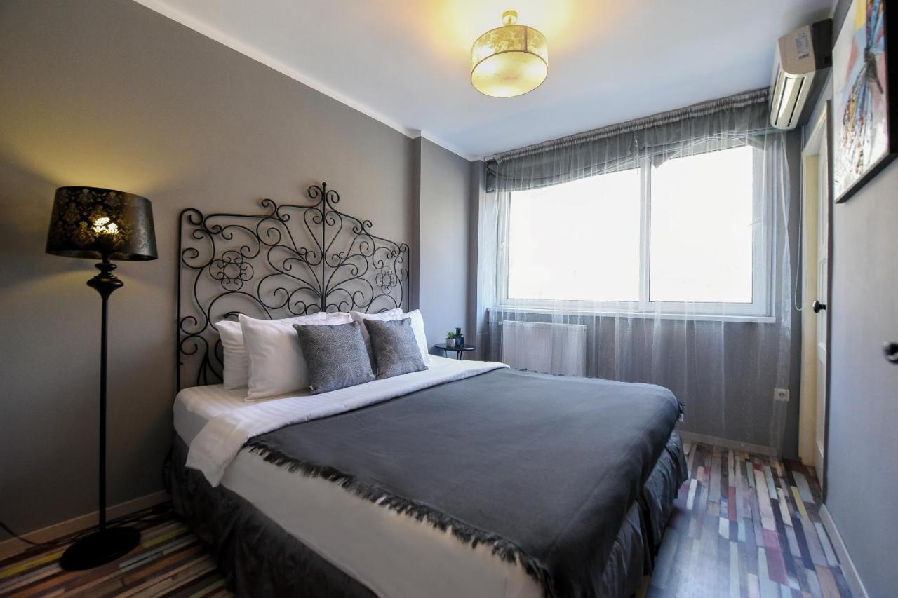 Captivating Old Town Apartment Букурещ Екстериор снимка