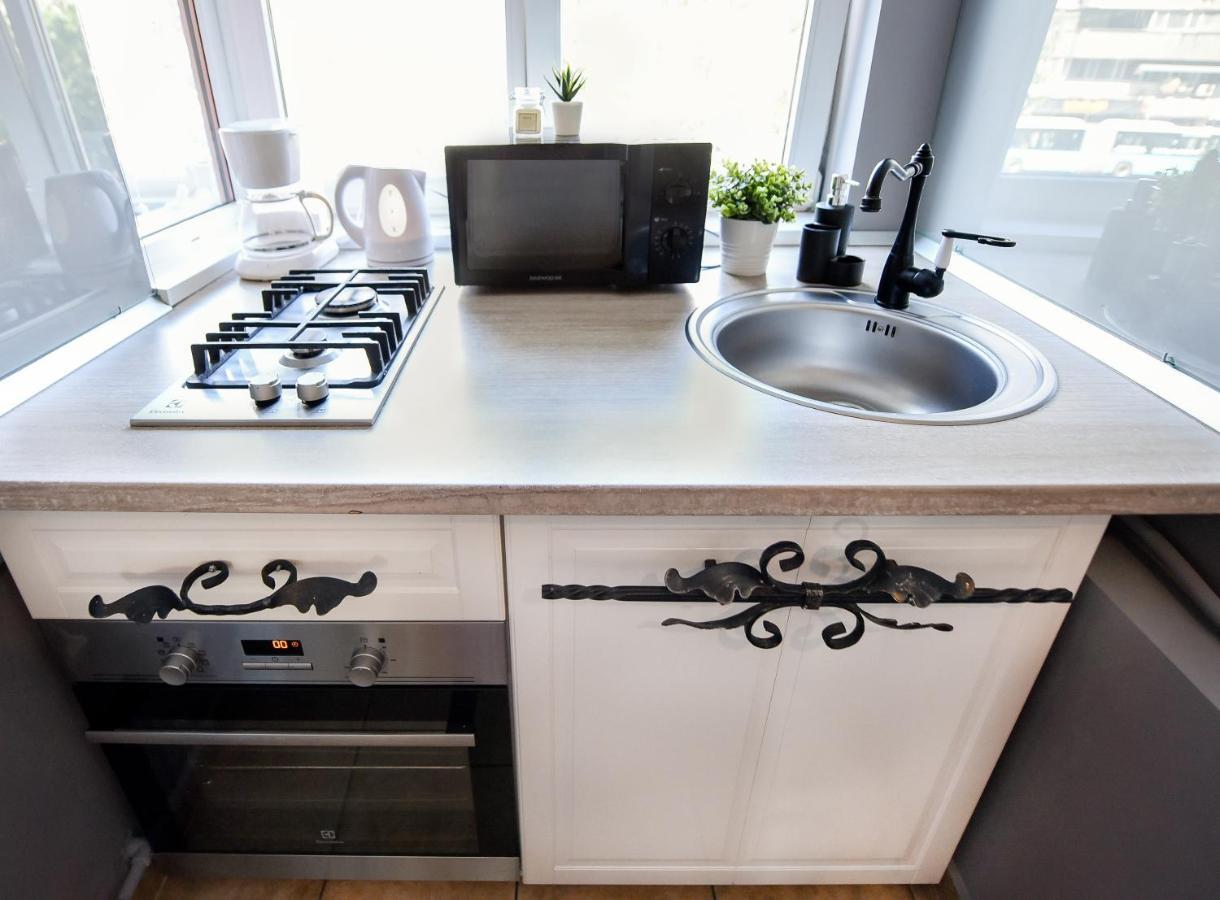 Captivating Old Town Apartment Букурещ Екстериор снимка