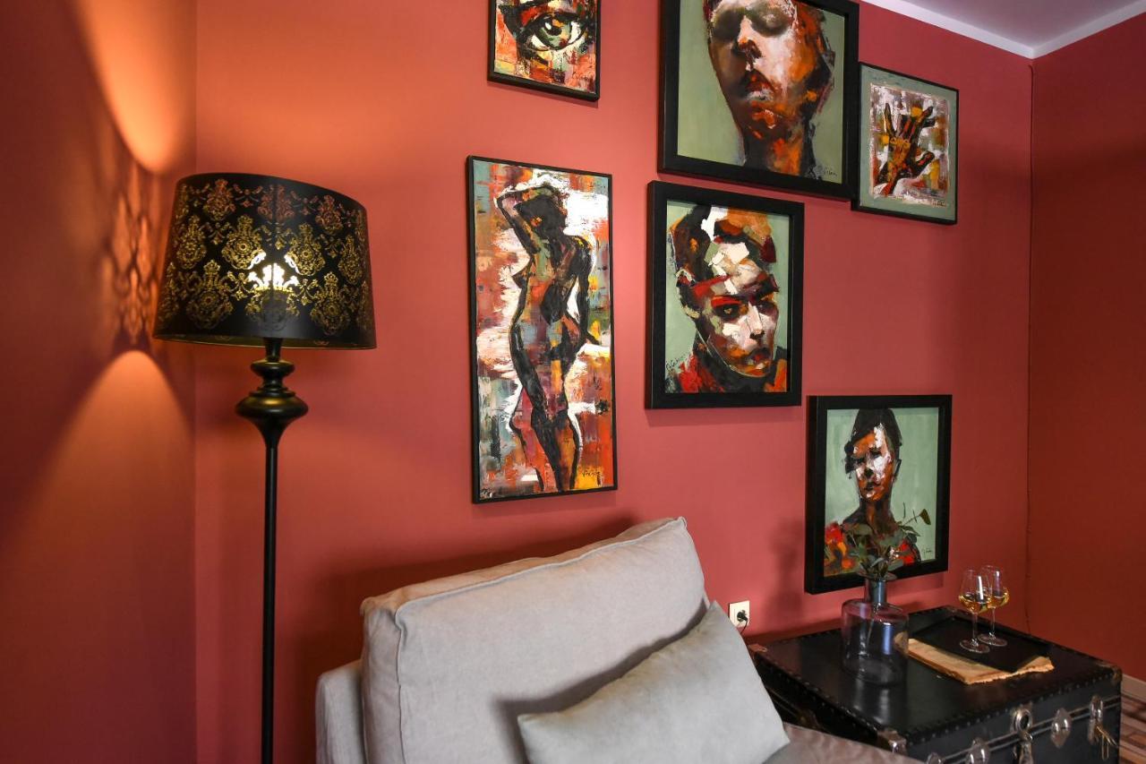 Captivating Old Town Apartment Букурещ Екстериор снимка